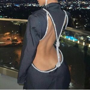 Elegant Black Open-Back Blazer